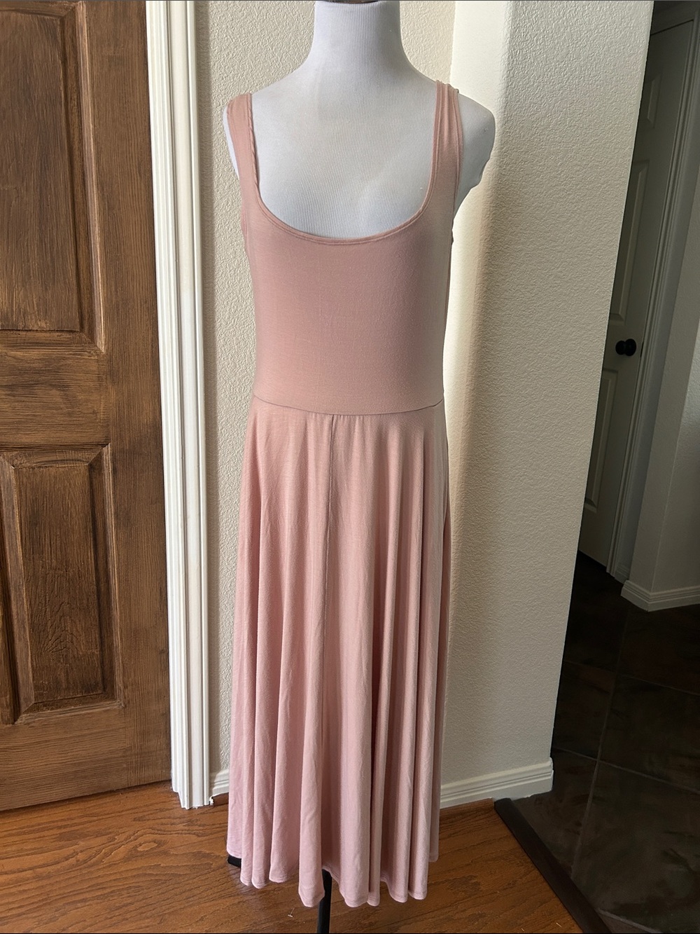 Reformation Sleeveless Scoop Neck Midi Dress in Blush Pink Dusty Rose XL Stretch